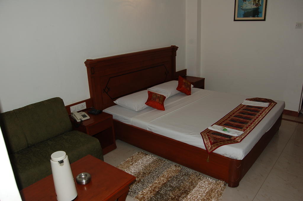 Hotel Kanishka Phg Bangalore Kamer foto